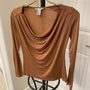 Cowl neck long sleeve top
